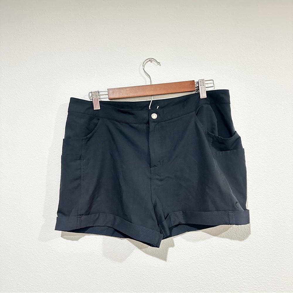 Zyia Active Classic Black Women's Shorts Size XXL